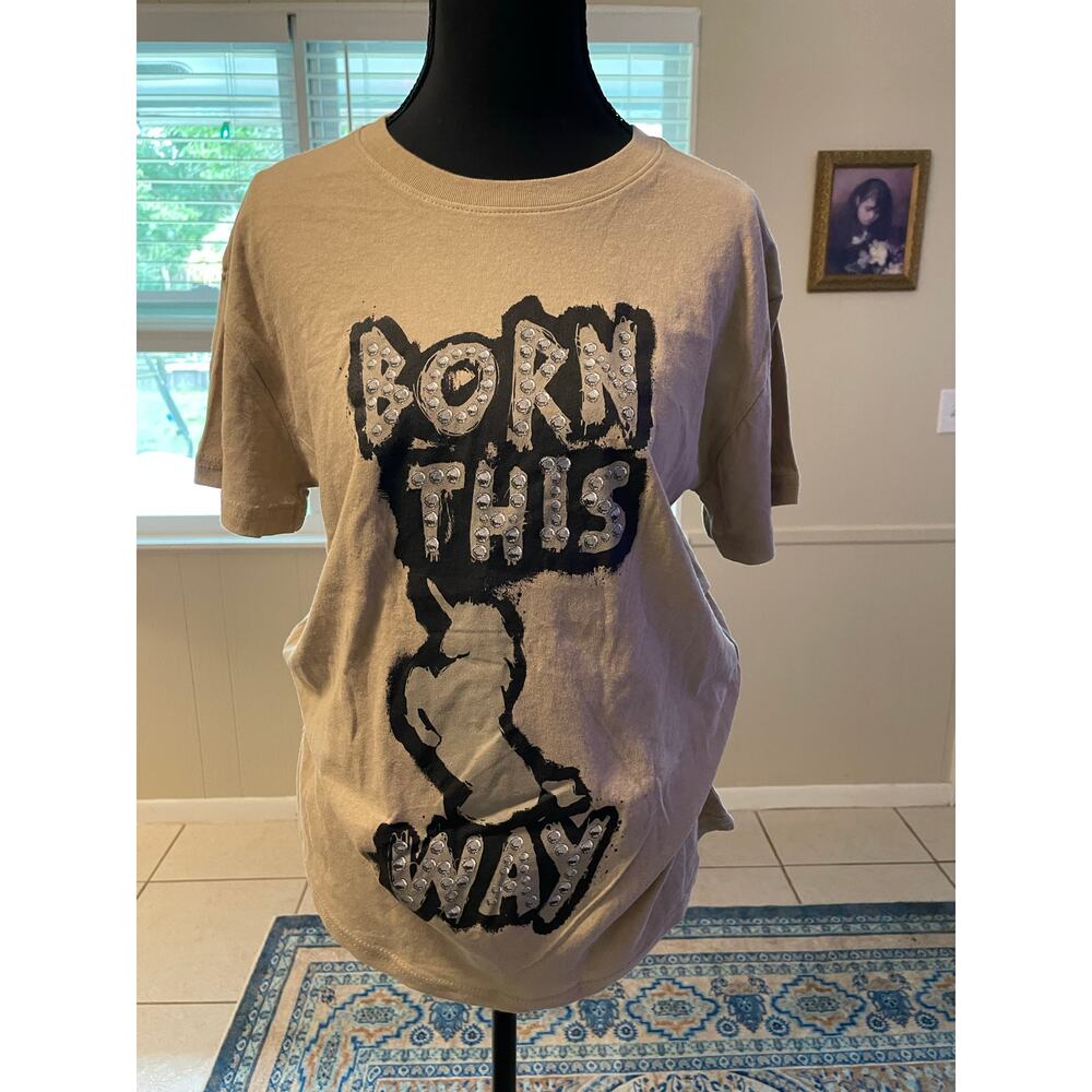 Women’s/juniors Lady Gaga Tshirt Size Small